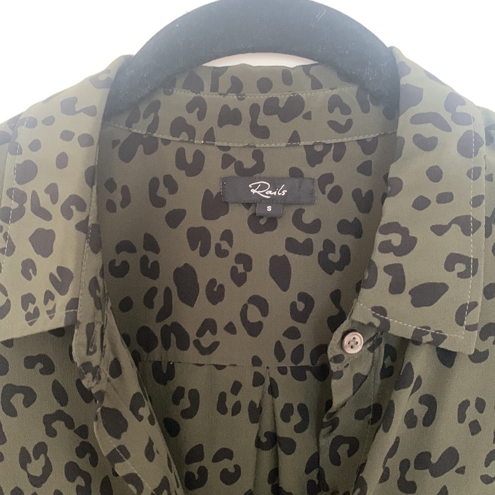 Rails silk button down blouse - Picture 2 of 7